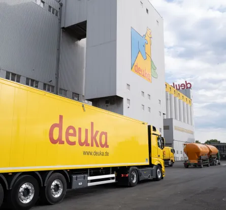 Deuka_Truck